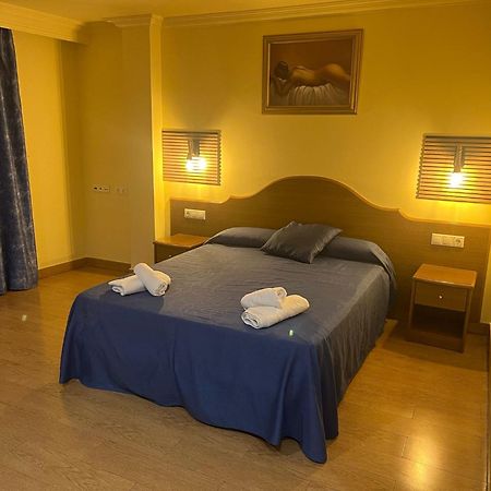 Hotel Portofino By Insidehome Empuriabrava Exterior foto