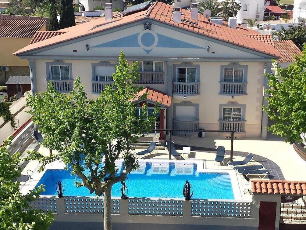 Hotel Portofino By Insidehome Empuriabrava Exterior foto